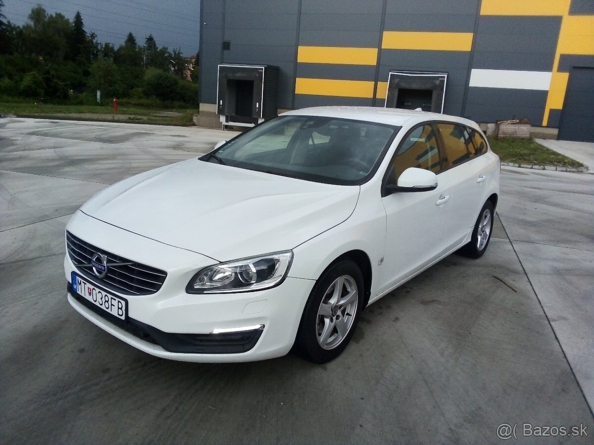 Volvo V60 D3 2015