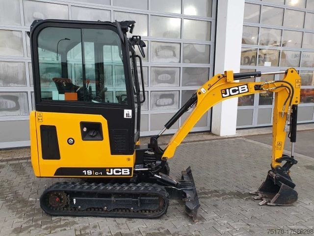 Minibager JCB 19C-1