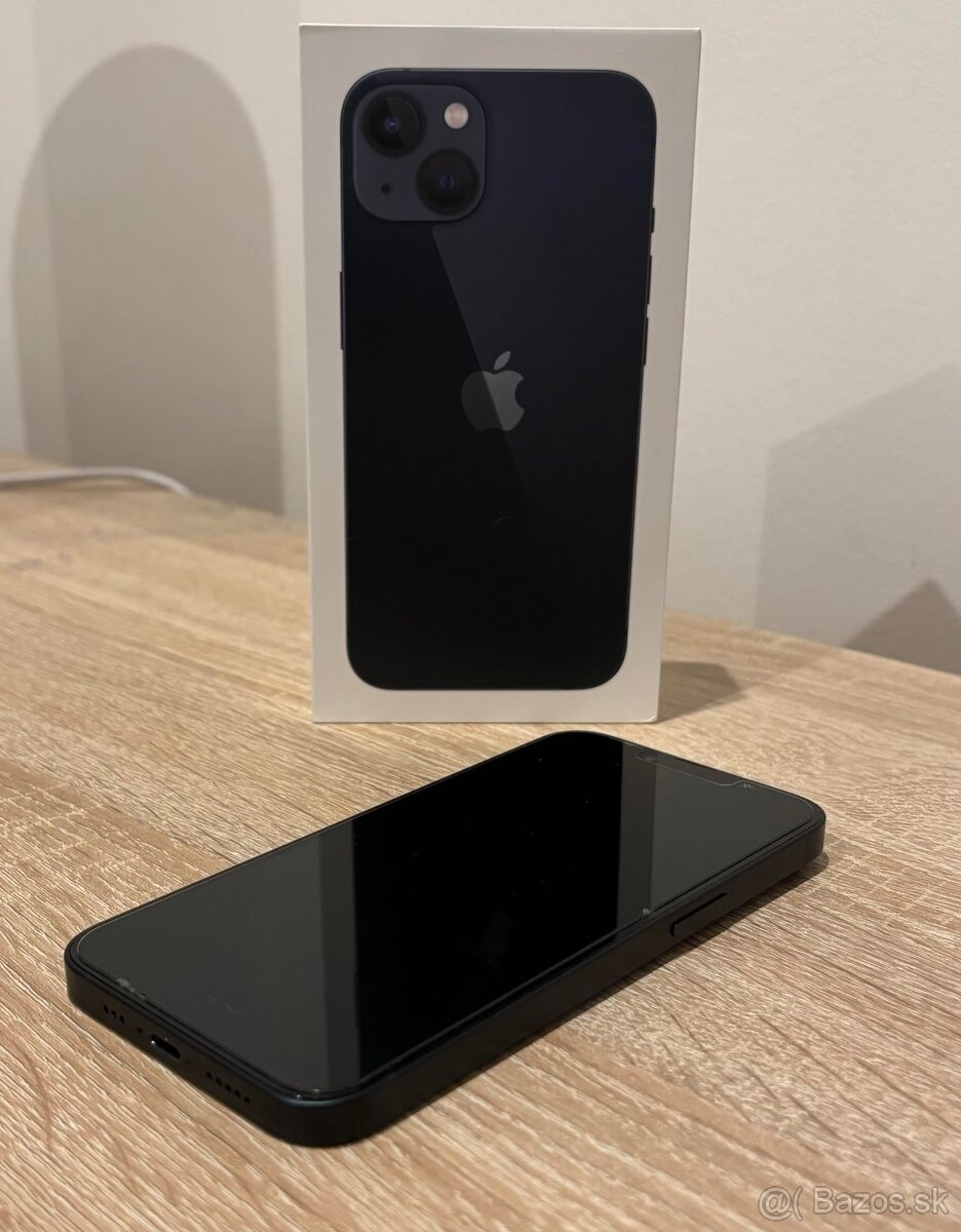 iPhone 13 128 GB Midnight (čierny)