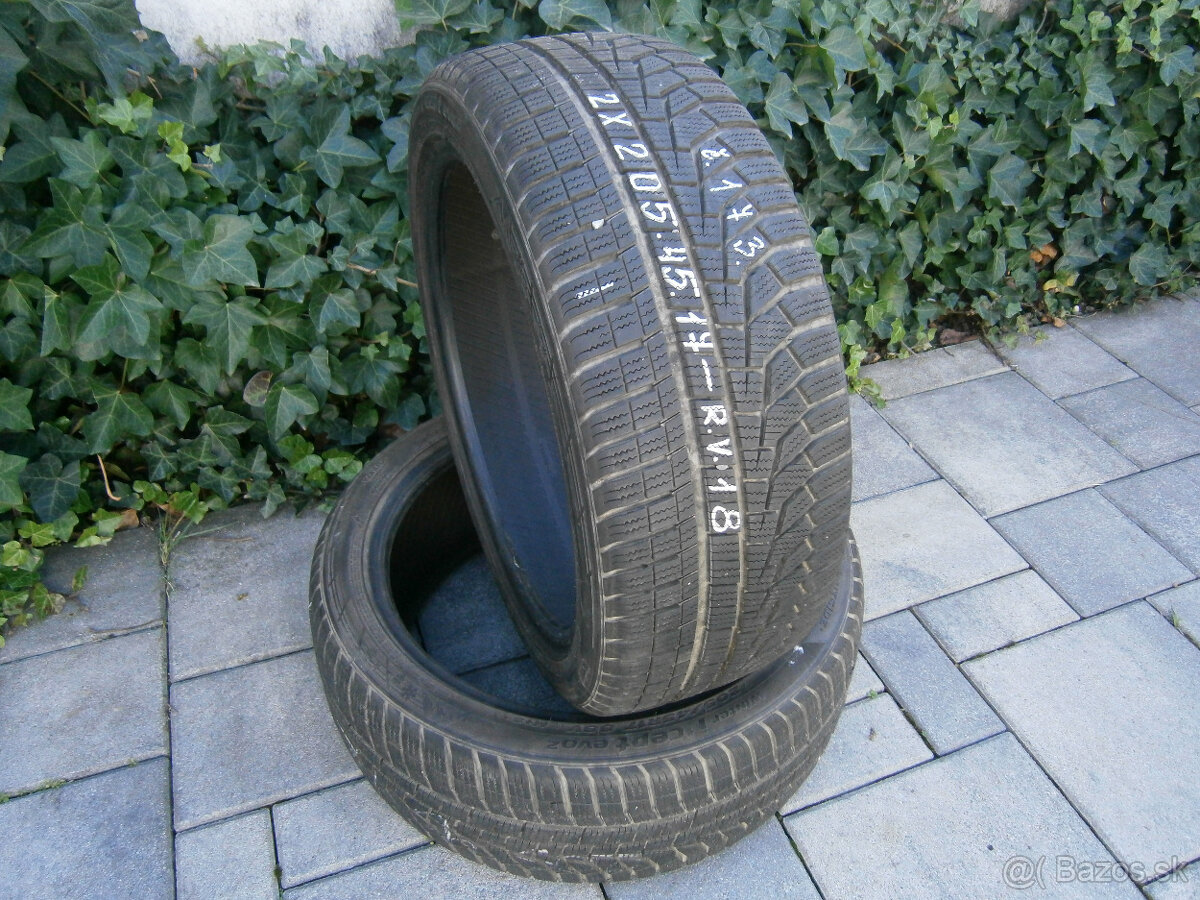 Predám 2x zimné pneu Hankook 205/45 R17 88VXL