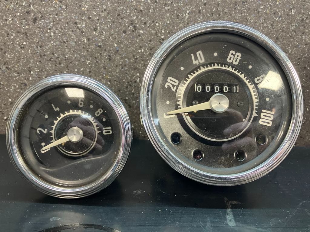 Skoda Tachometer/Budik