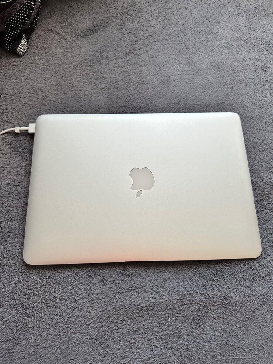 MacBook Air 13 inch Early 2015