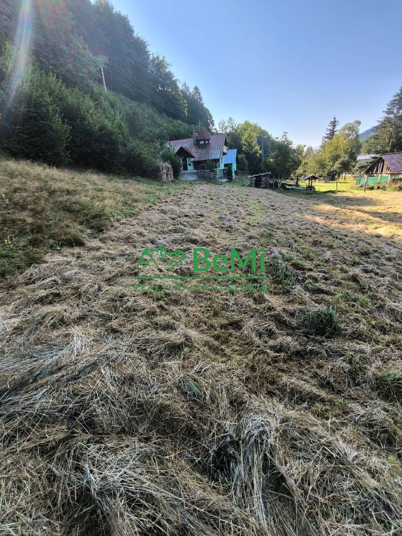 Pozemok v obci Štiavnik, 1489m2  123-14-PEMOa