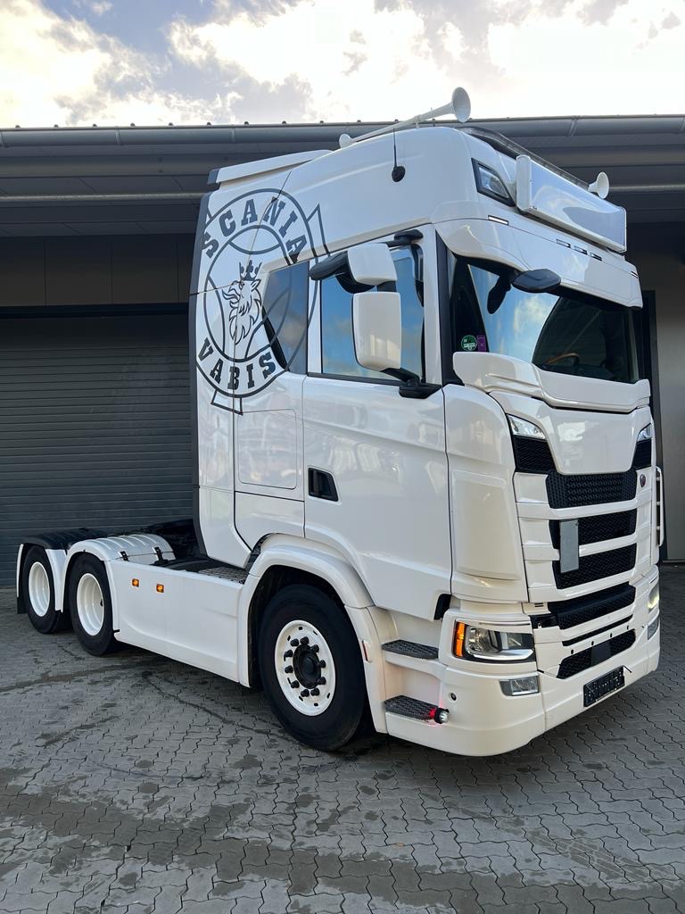 Tahač návěsů SCANIA S500 A6x2NB