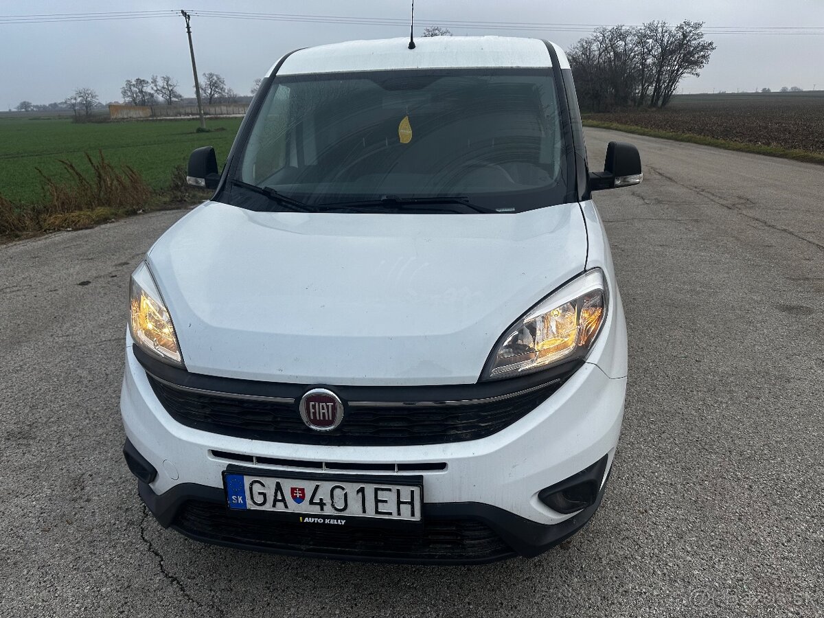 Fiat Doblo 7 miestne