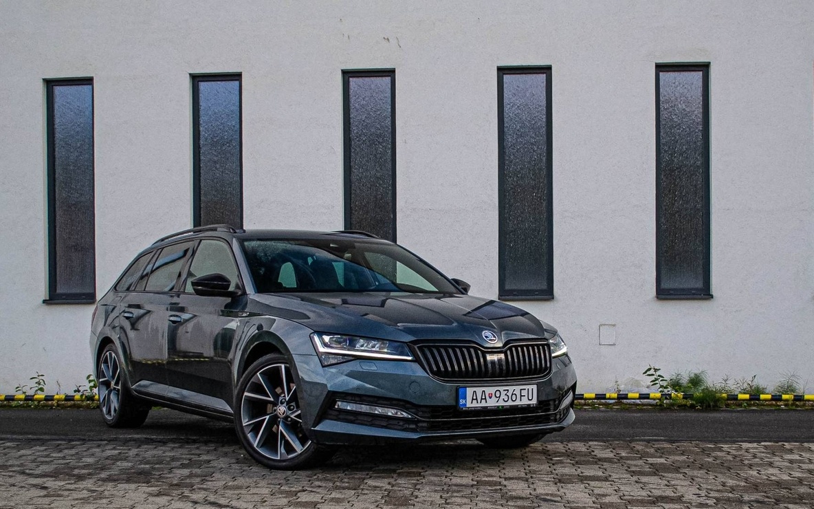 Škoda Superb Combi 2.0TDI Sportline A/T 2020