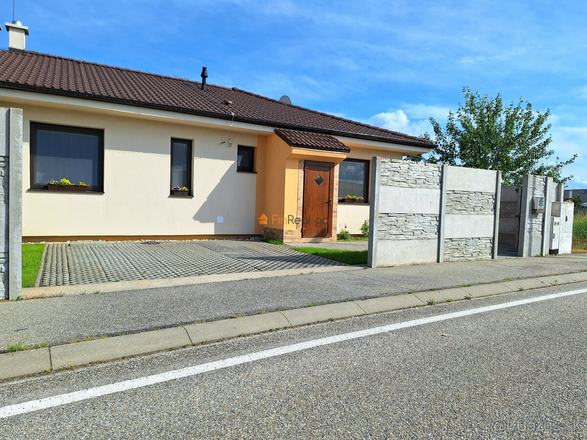 PREDAJ 4-izb bungalov,novostavba,zariadený,Slov.Grob-Malý Ra