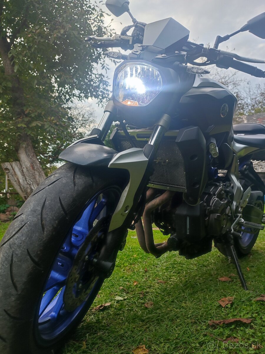 Yamaha mt07