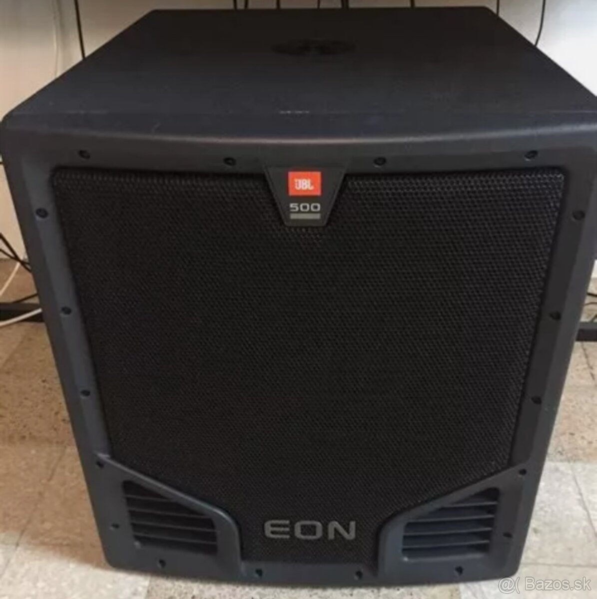 1 ks. Aktivní subwoofer JBL EON 518S