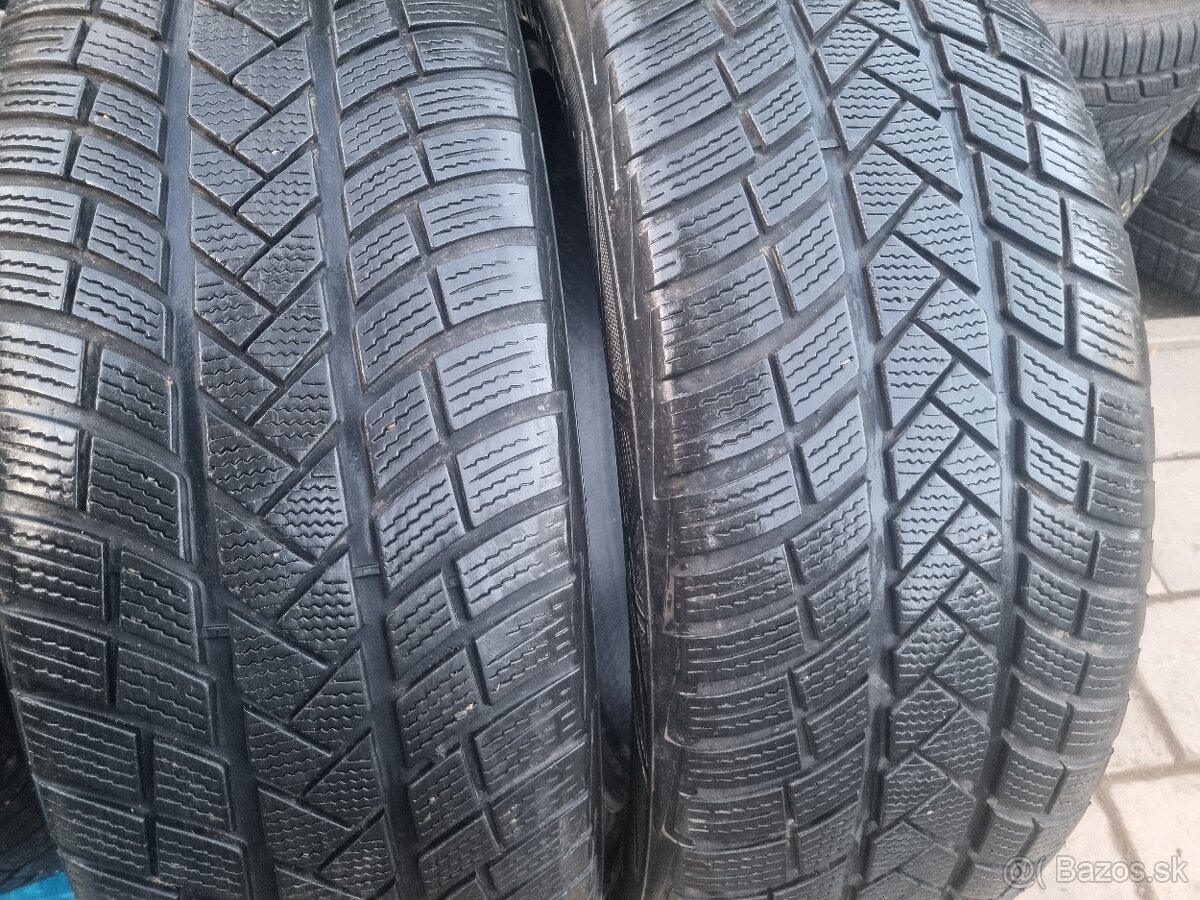 255/55R20