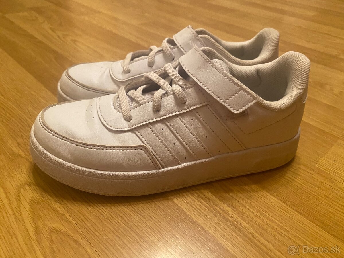 Adidas tenisky