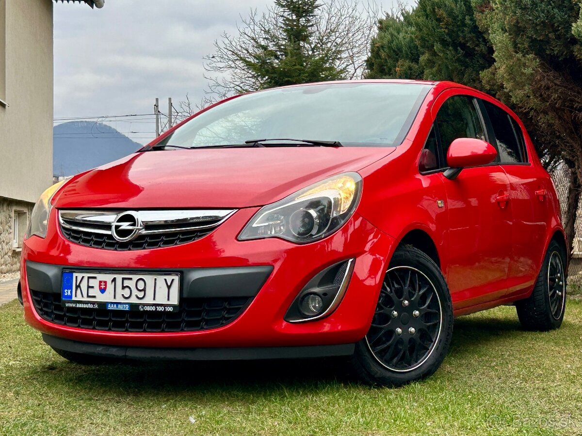 OPEL Corsa D, 1.4 74KW benzín, 5MT, 2013, výbava SPORT