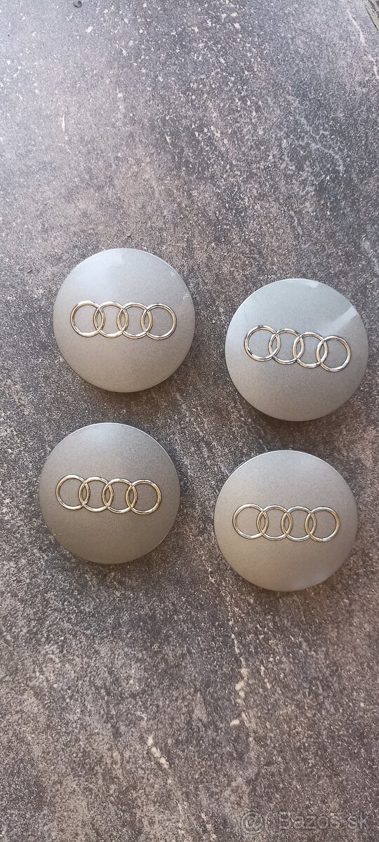 Stredové krytky kolies AUDI