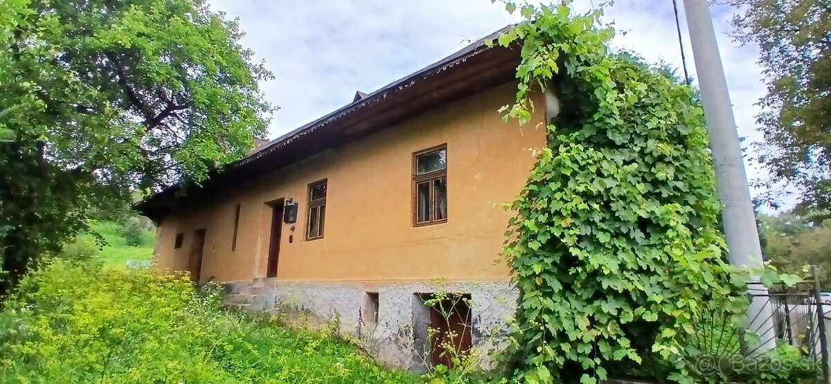 Predaj rodinného domu v obci Vyšné Ladičkovce okres Humenné