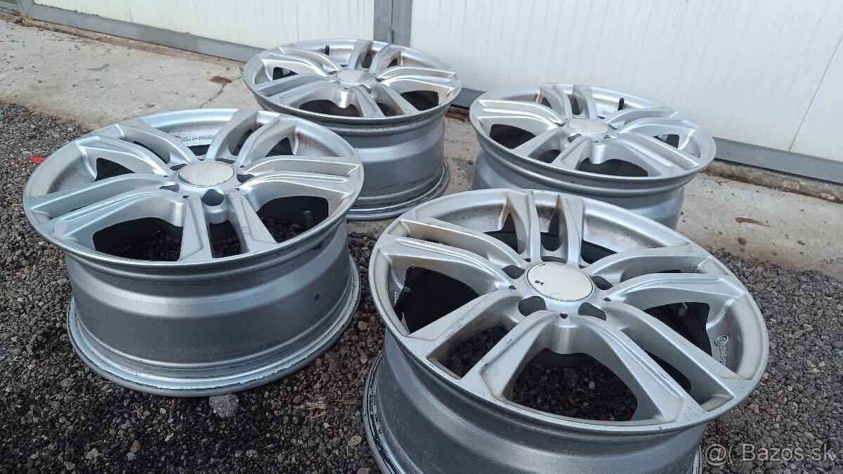 Sada elektrónov wheelworld 7,5J z 16H2 ET 35 rozteč 5x112