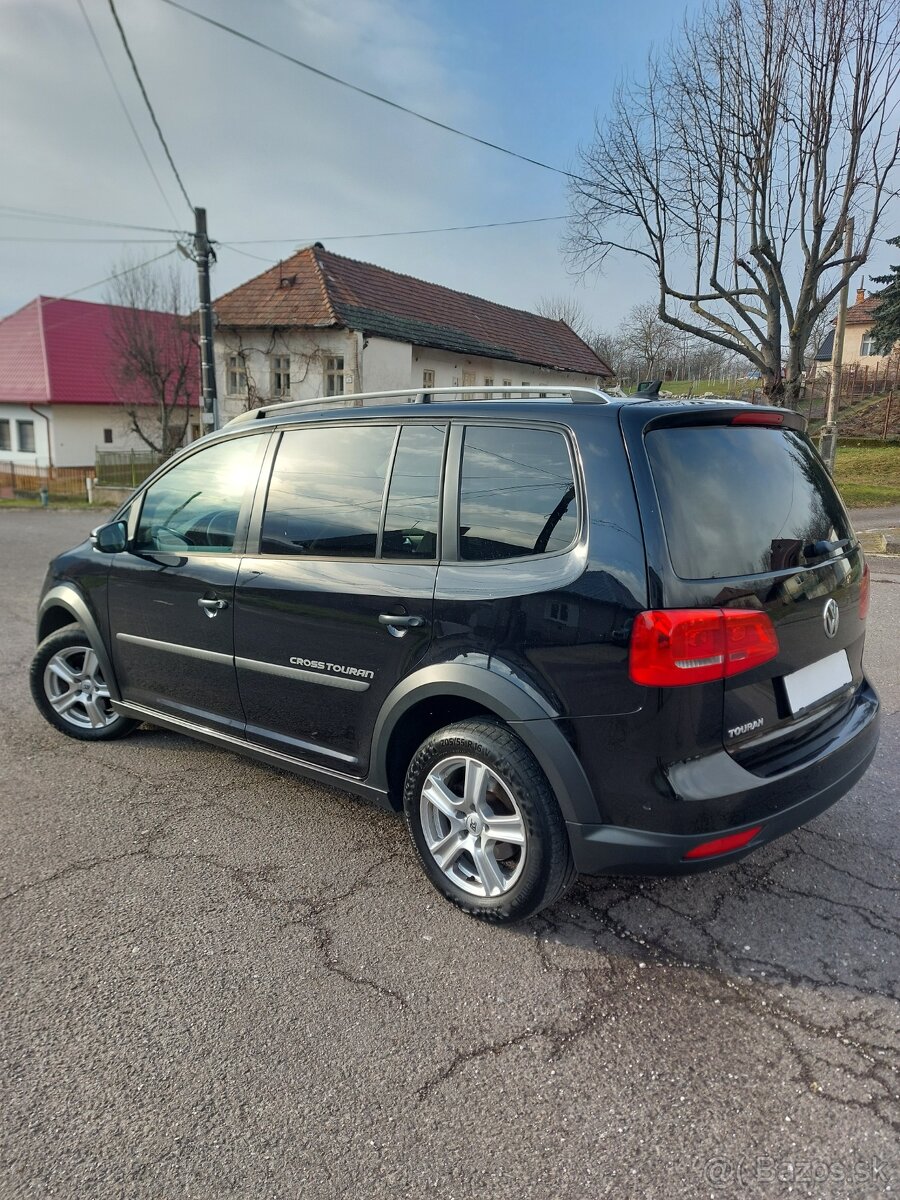 TOURAN CROSS  2.0TDI 103KW ...2012... SK ŠPZ