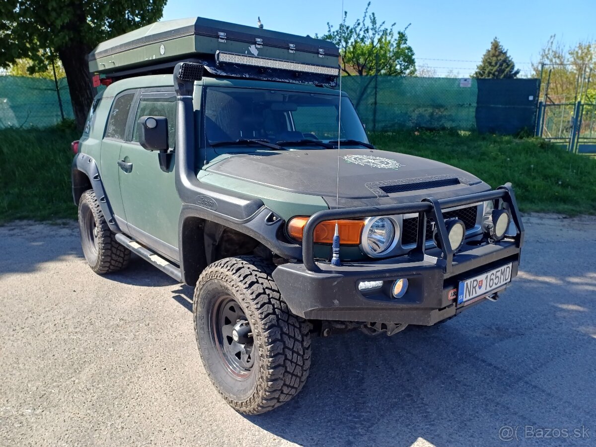 toyota FJ Cruiser