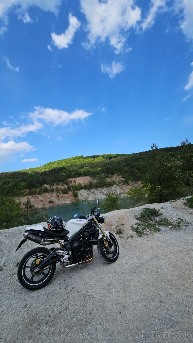 Triumph street triple 675