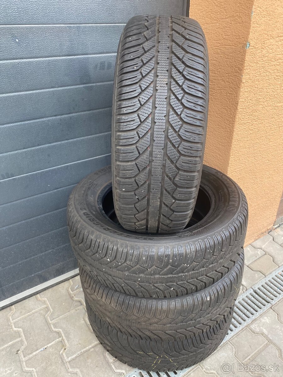 215/60 R16 Semperit Master-grip 2