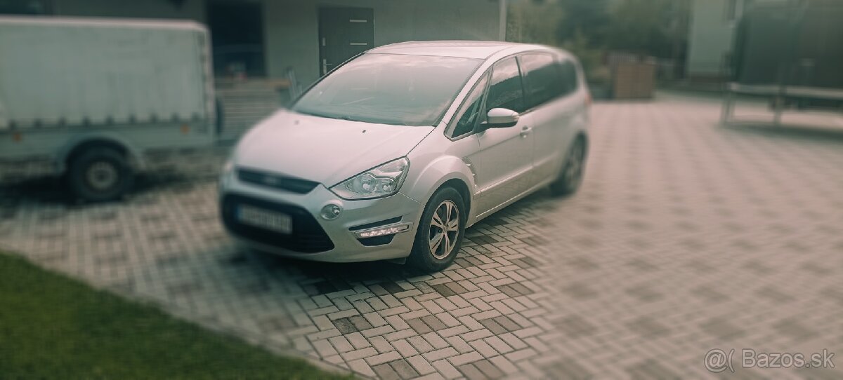 Ford S max