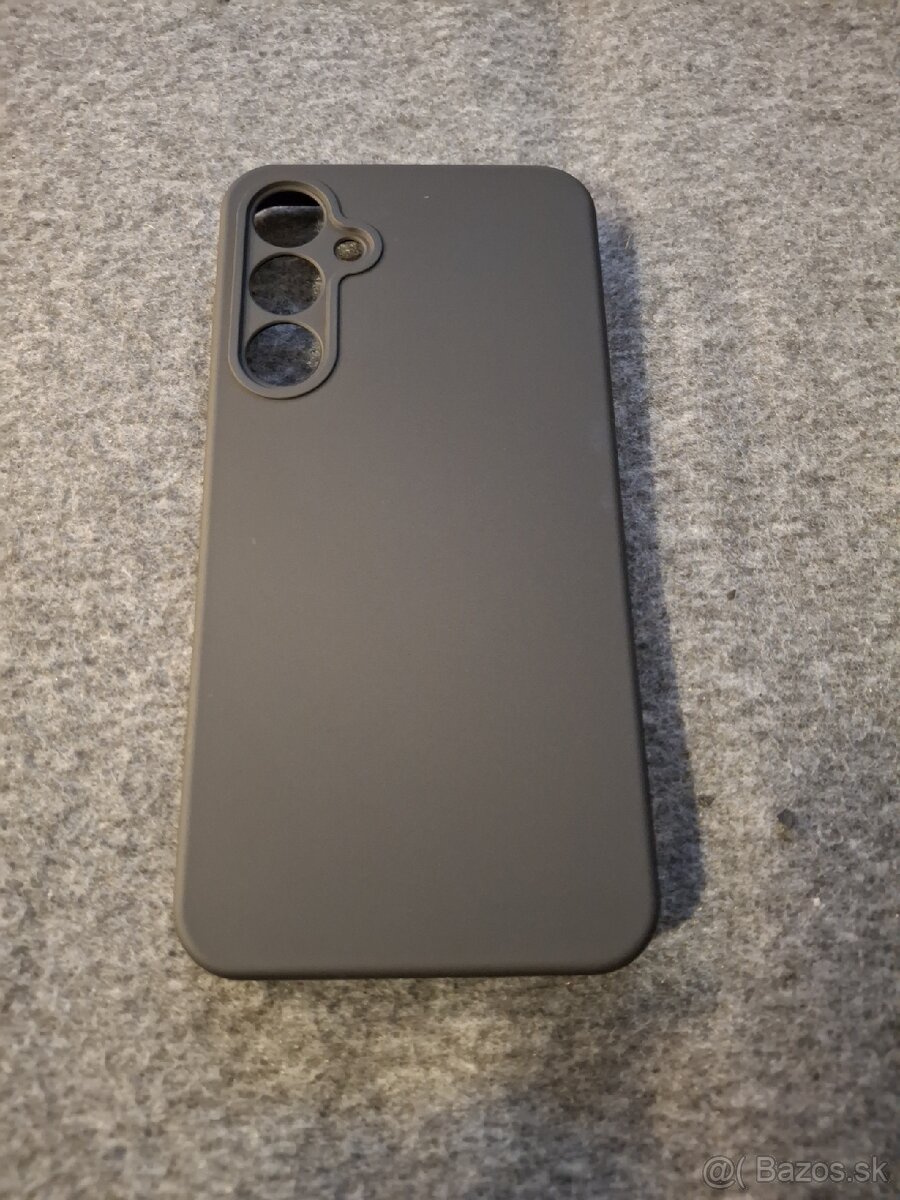 Samsung a35 obal