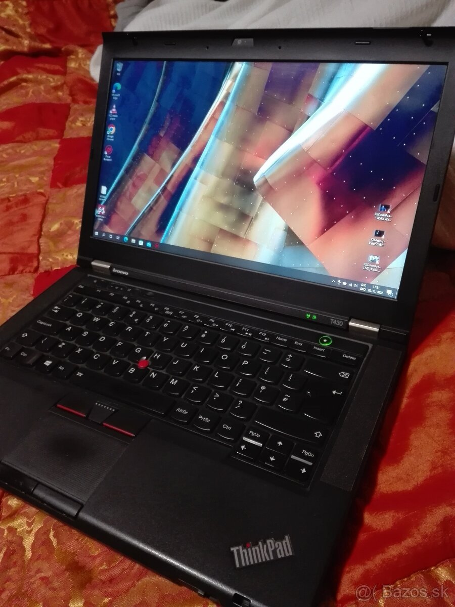 Lenovo i5 4x3,3 GHz. 14,0“. 1000 GB disk. 8GB RAM.