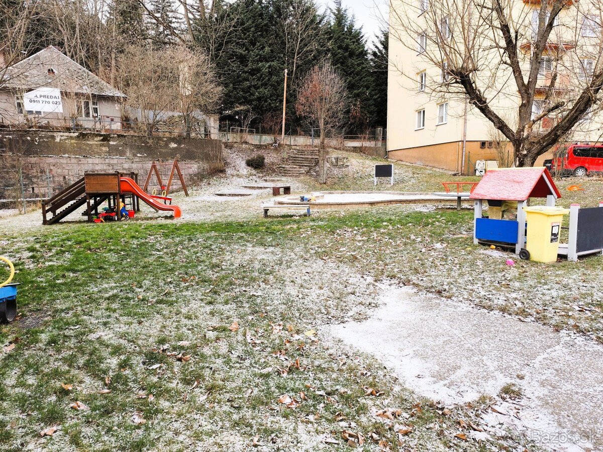 Na Predaj, 3 izbový rekonštruovaný byt s balkónom, 67 m2, BŠ