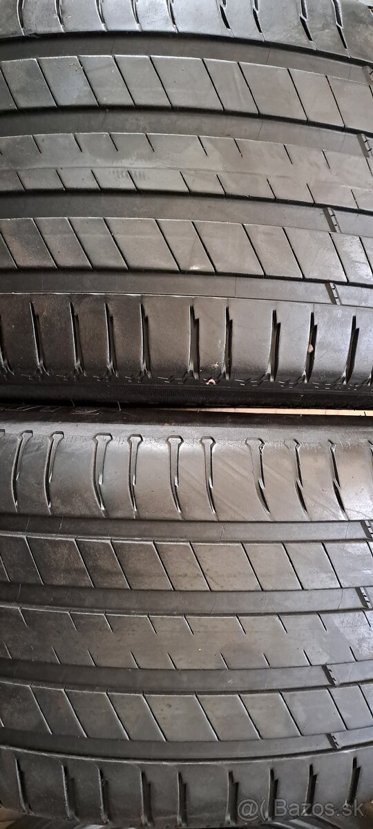 Predám 2ks jazdené letné 255/50r19-107W Michelin ZPz B.M.W