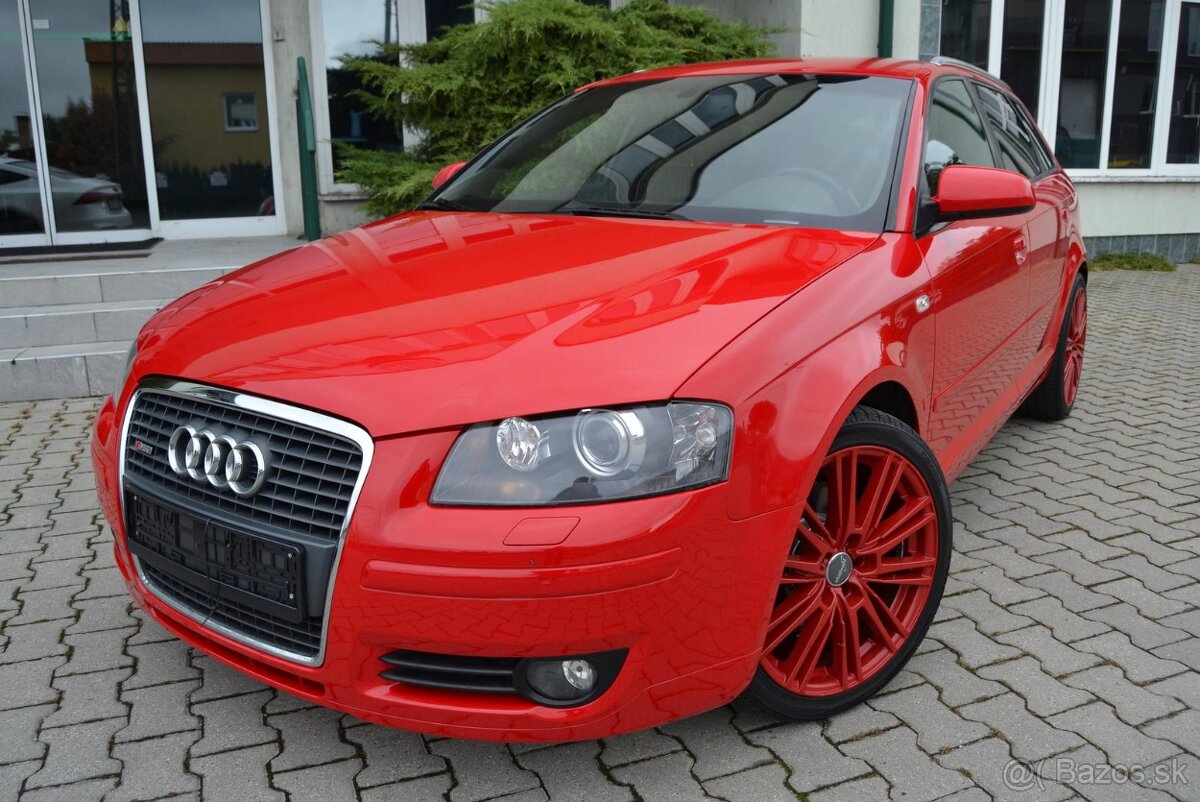 AUDI A3 2.0 TDI S LINE 4x4, ELEKTRÓNY R18, XENÓNY, CHRÓM