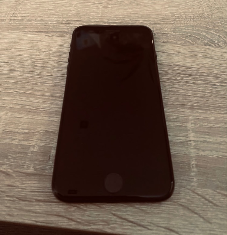 Nový - iphone SE 2022 ,black,128gb