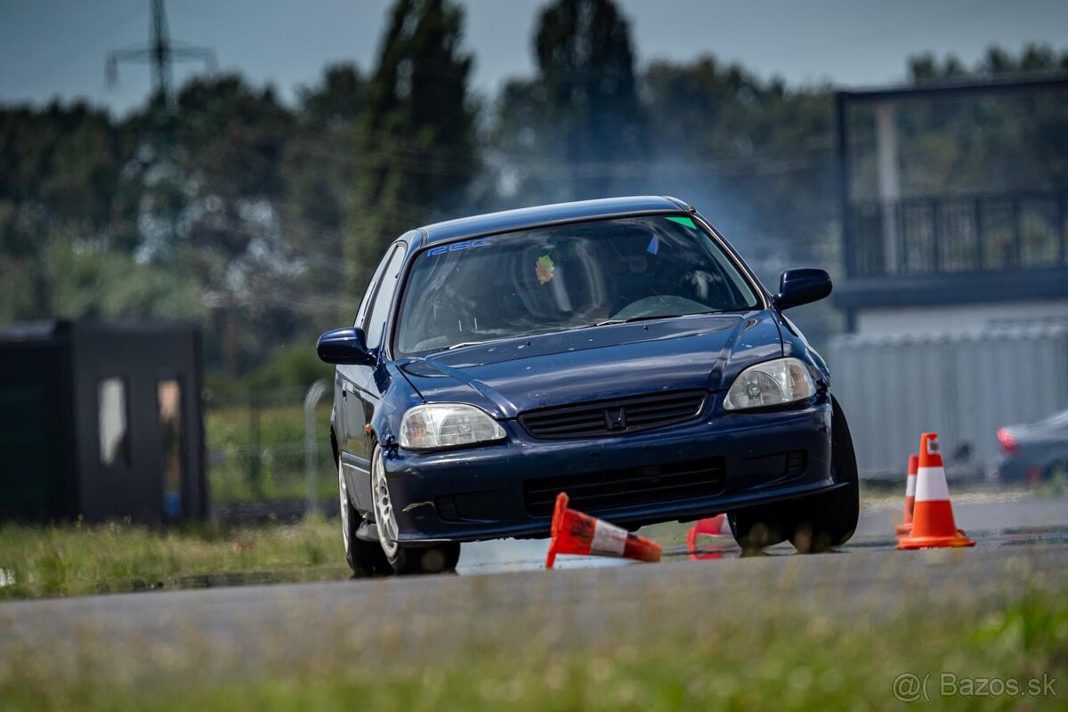 Honda civic 6g kasňa