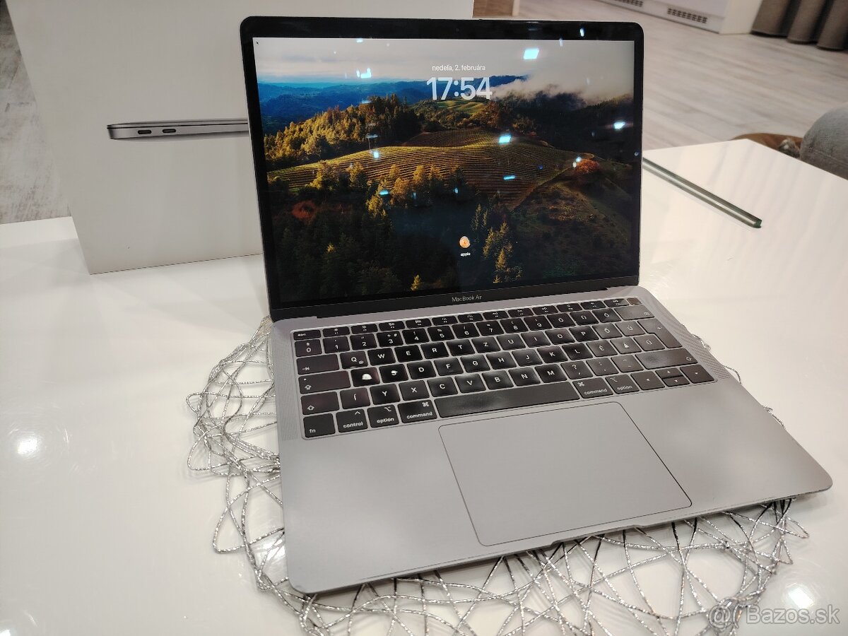 Apple MacBook Air