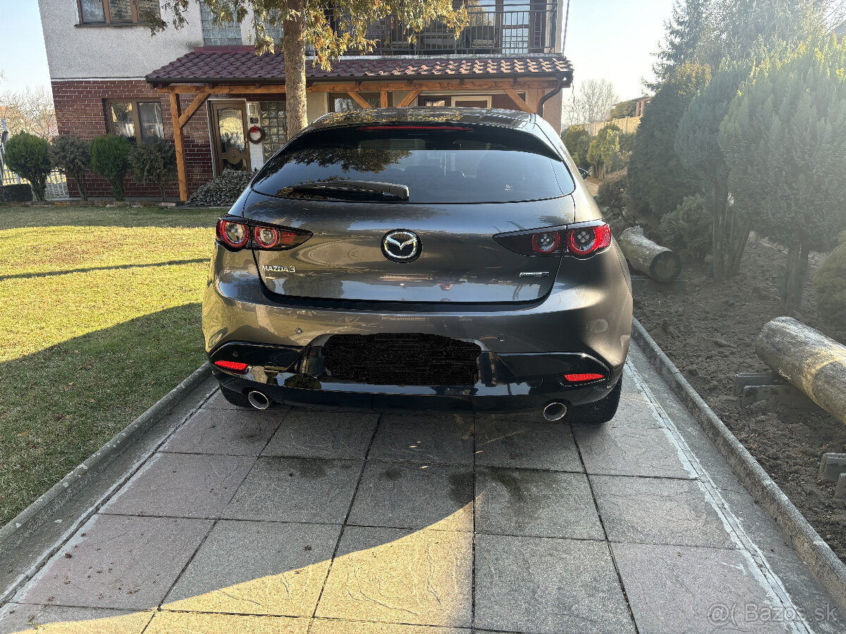 Mazda 3 Skyactiv - X 180