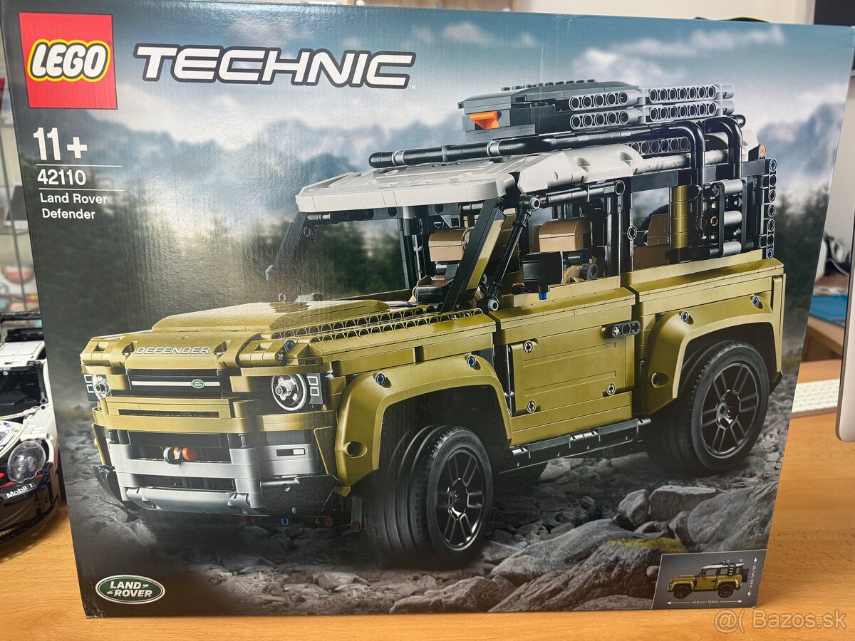 LEGO TECHNI 42110 Defender