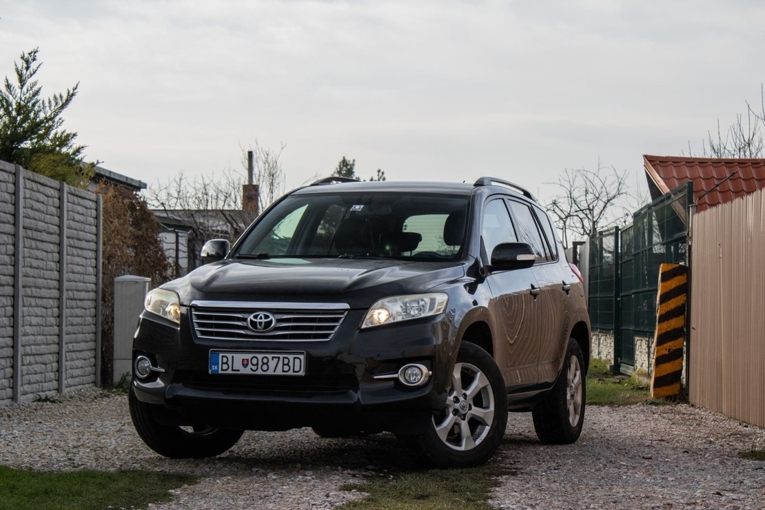 Toyota RAV4 2.0l Valvematic Lux