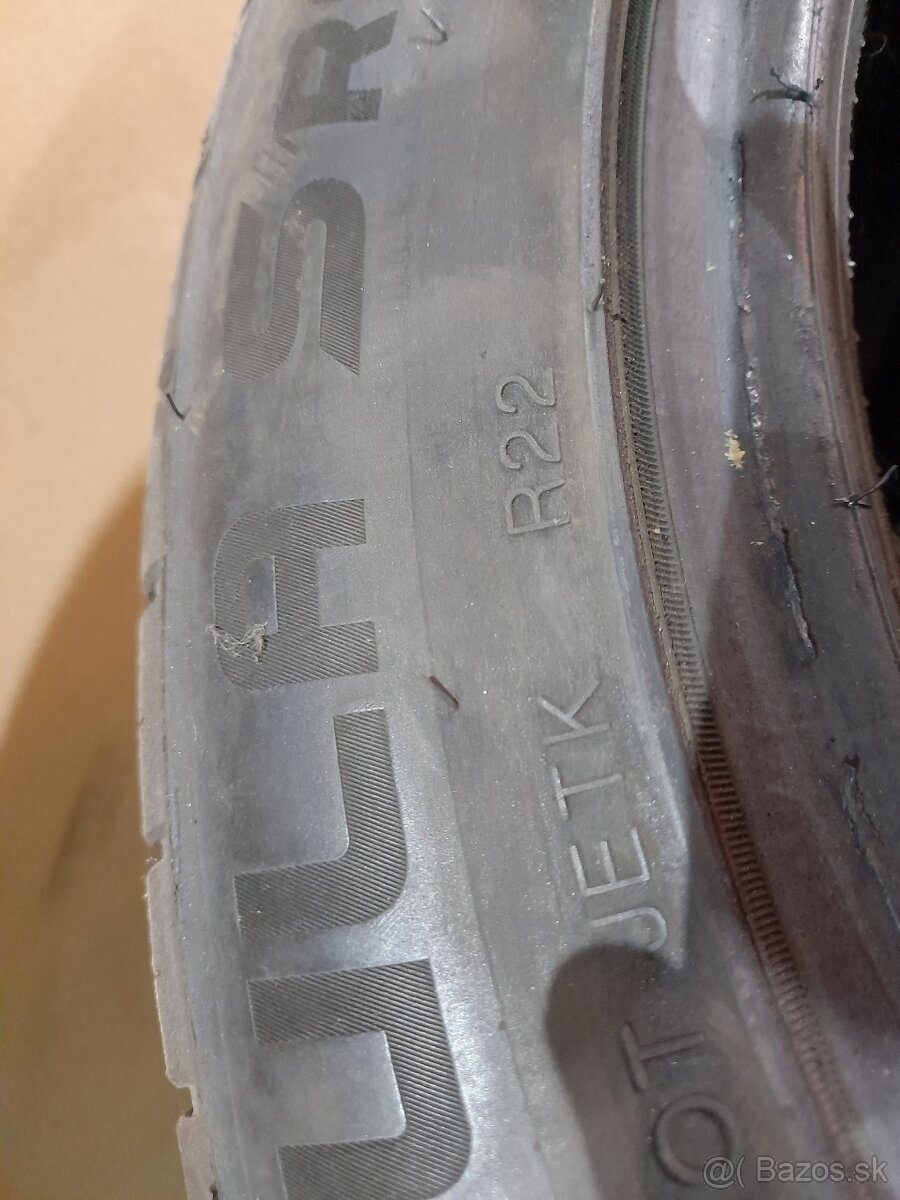 Predam letne pneu Rotala 245/45 ZR17