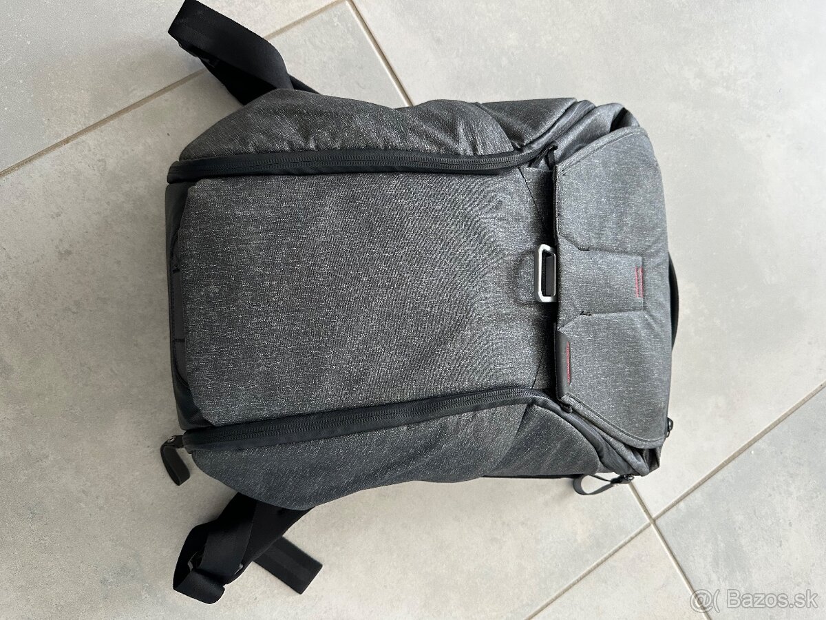 Peak Design Everyday Backpack 20L Charcoal v1