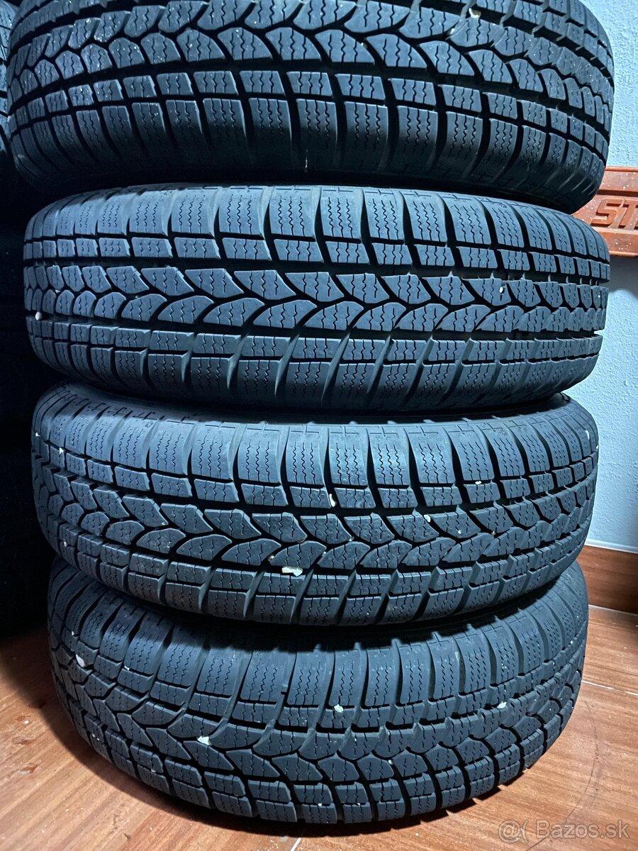 Kormoran kolesa zimne pneu 155/70 R13 75Q pouzite pol sezony