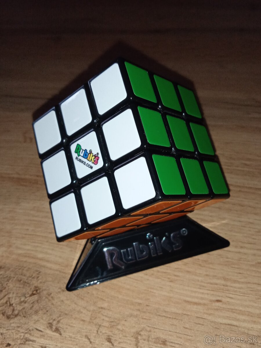 Originálna 3x3 rubiková kocka od značky Rubik's