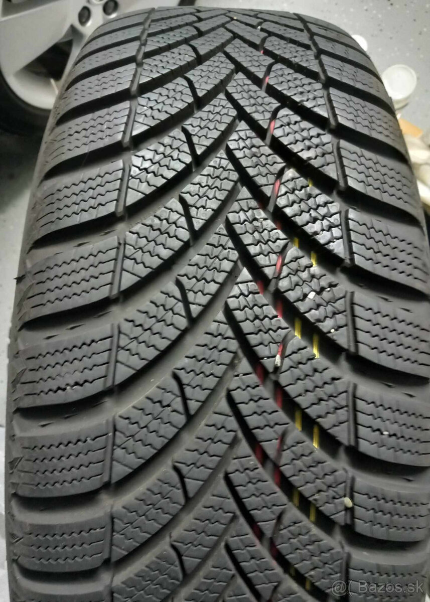 205/55 R16 91H SEMPERIT Speed-Grip 5 zimné 4kusy ako nové