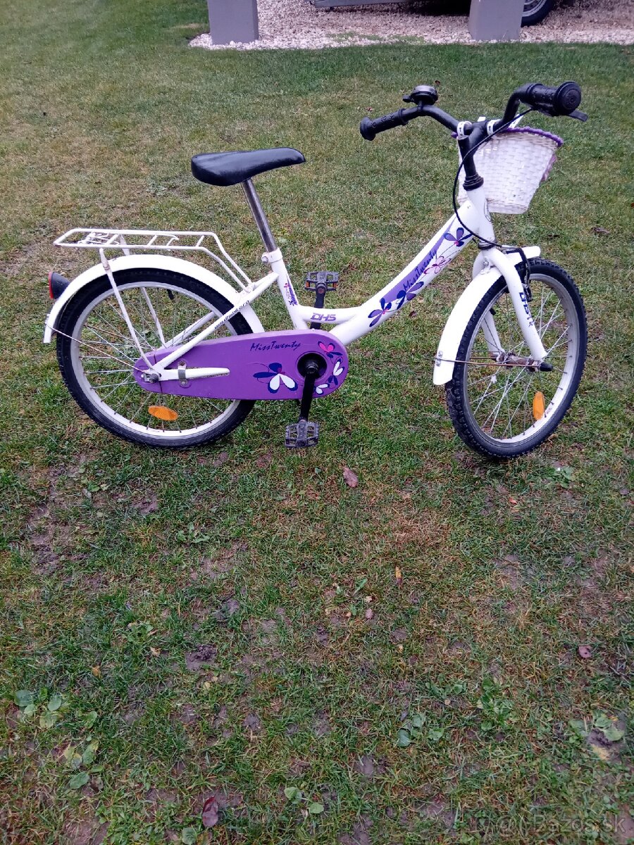 Dievčenský bicykel