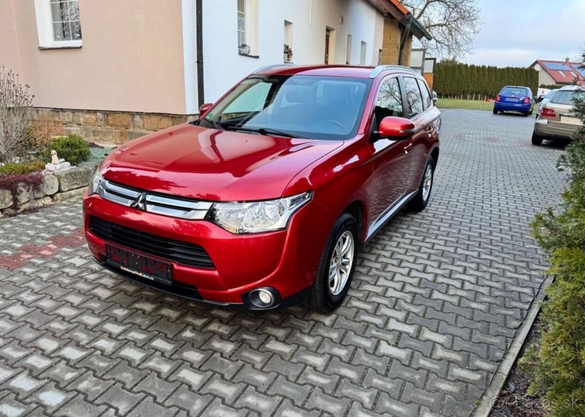 Mitsubishi Outlander 2,2 DI-D nafta manuál 110 kw