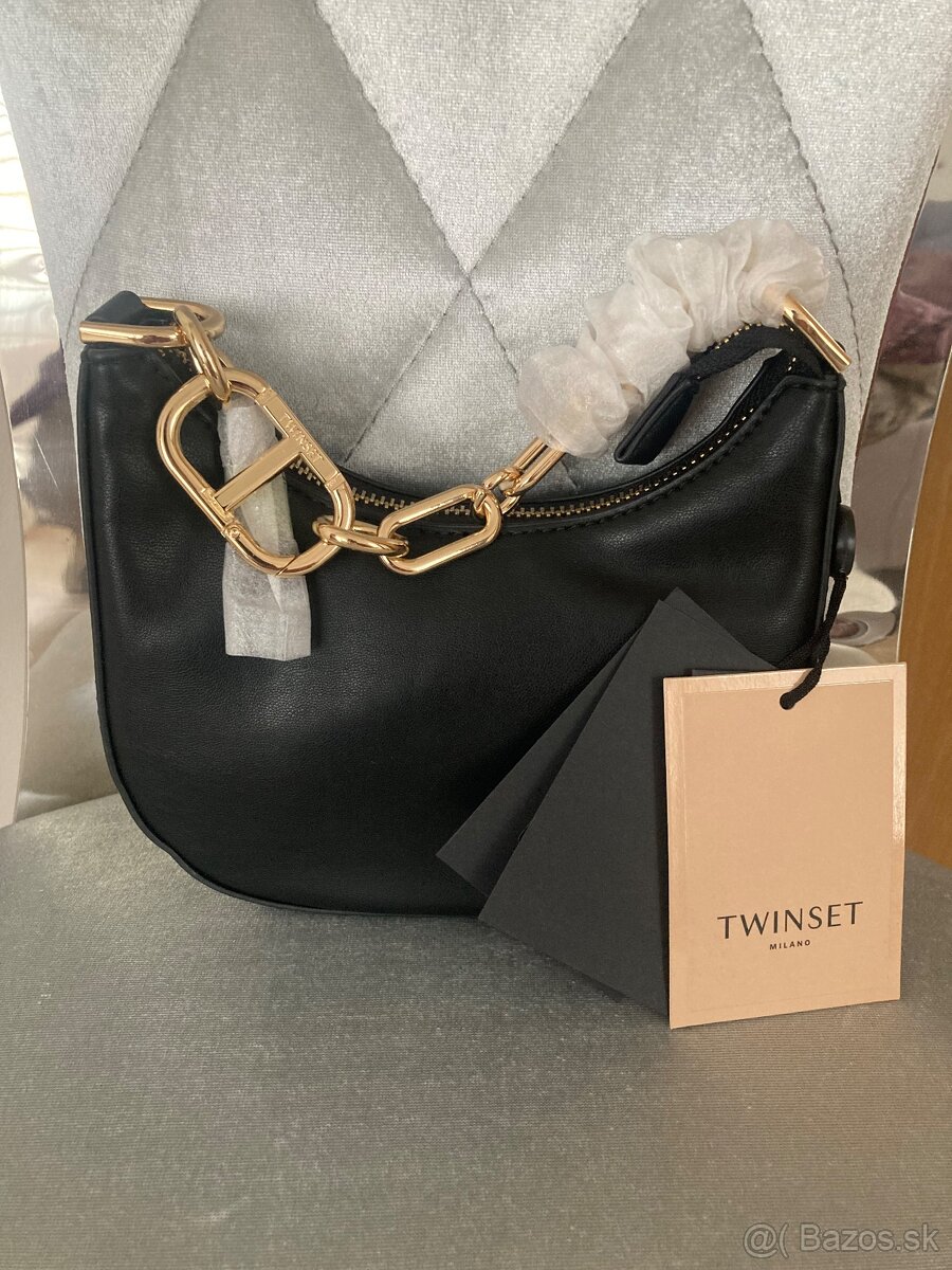 Twinset