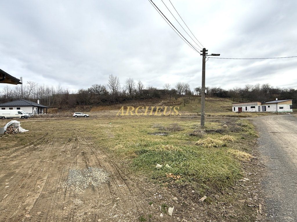 STAVEBNÝ POZEMOK PRE RODINNÝ DOM, HANISKA PRI PREŠOVE