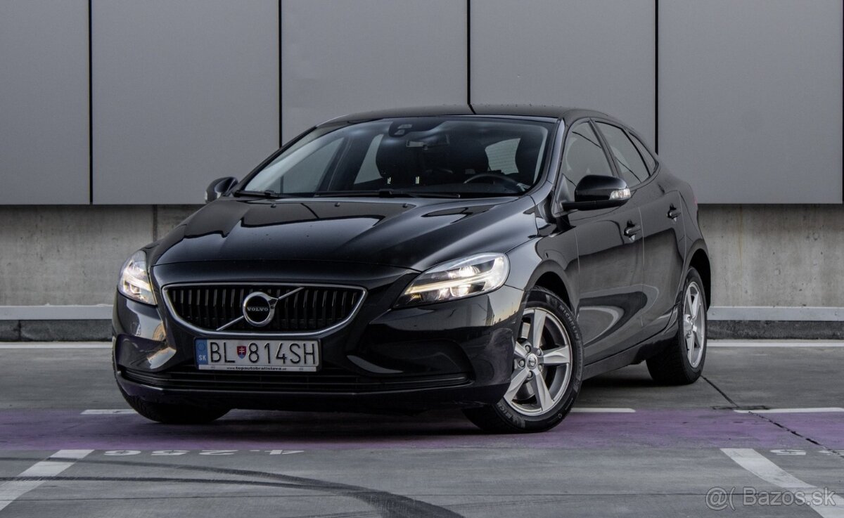 Volvo V40 T2 1.5L 122k Momentum Geartronic