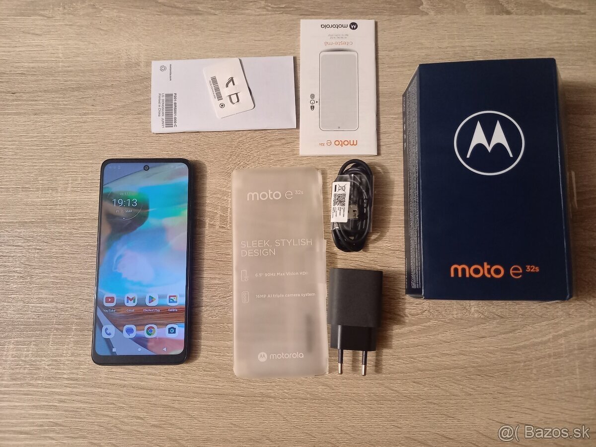 Motorola E32s / 4/64GB TOP stav