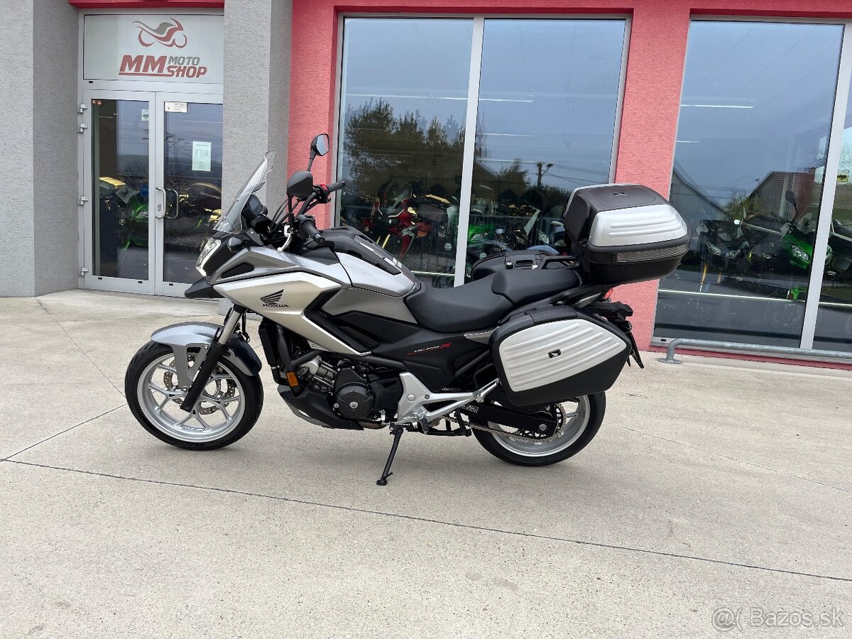 Honda NC750X  rok 2017, 45307km, ABS,1 rok záruk