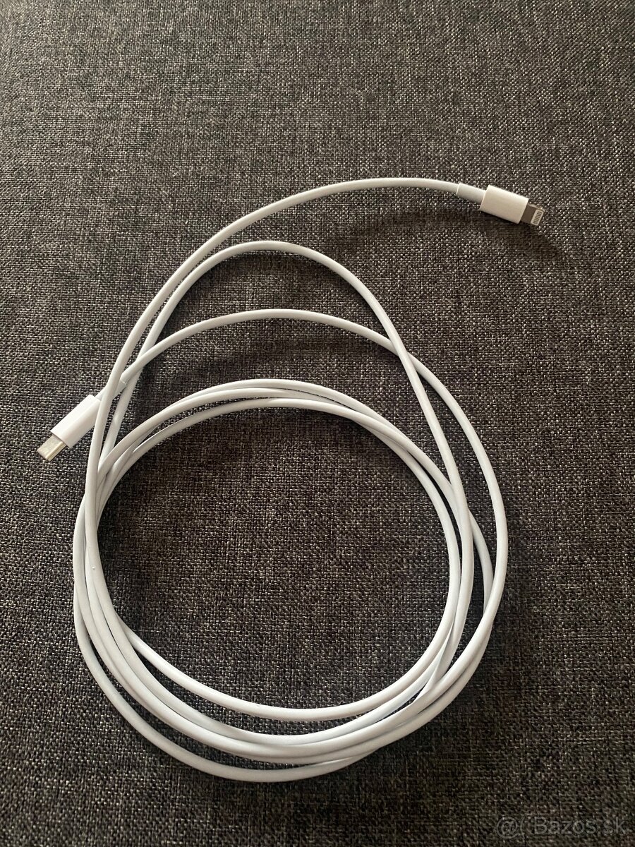 Apple Lightning USB 2 m napájací kábel .