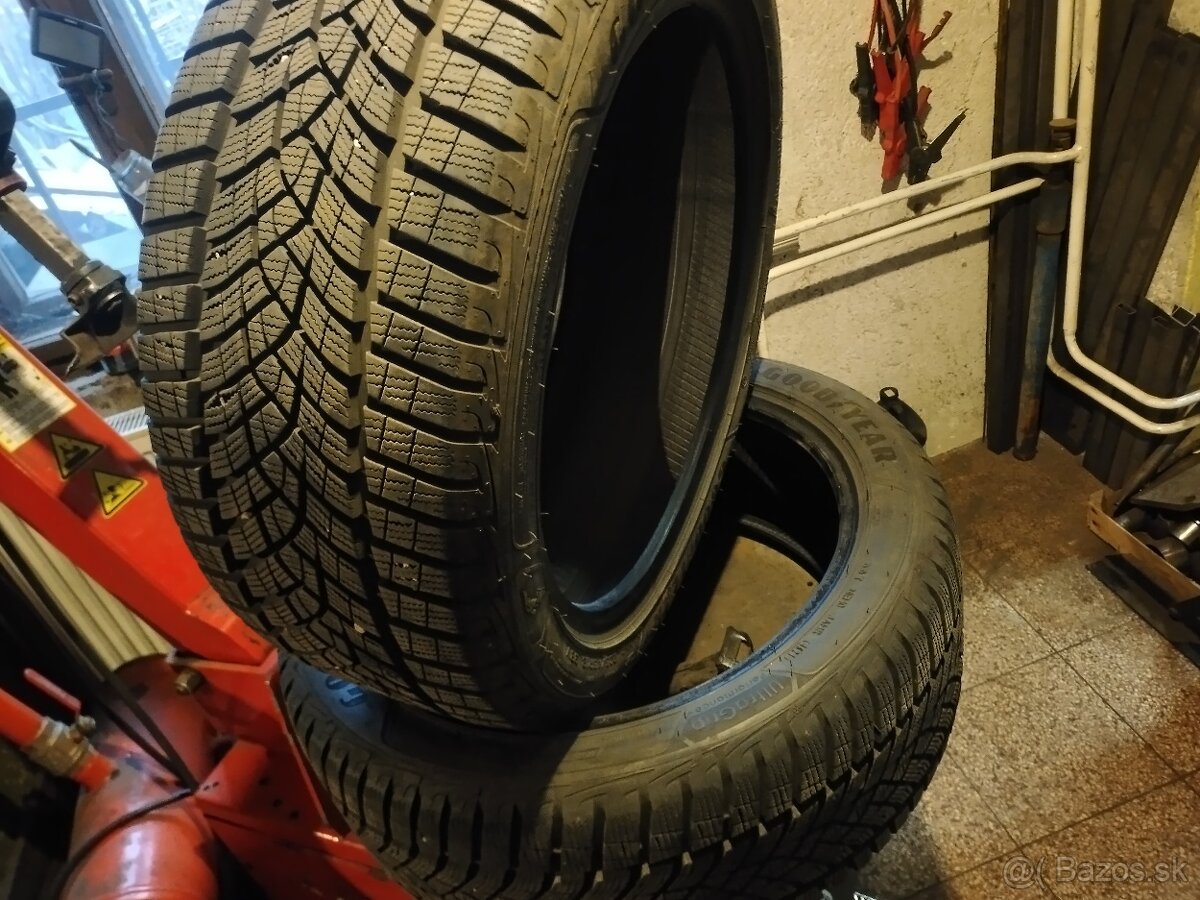 zimné 235/45 r18