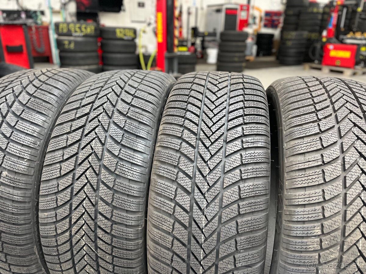 Bridgestone Blizzak LM005 275/45 R21 110V NOVE